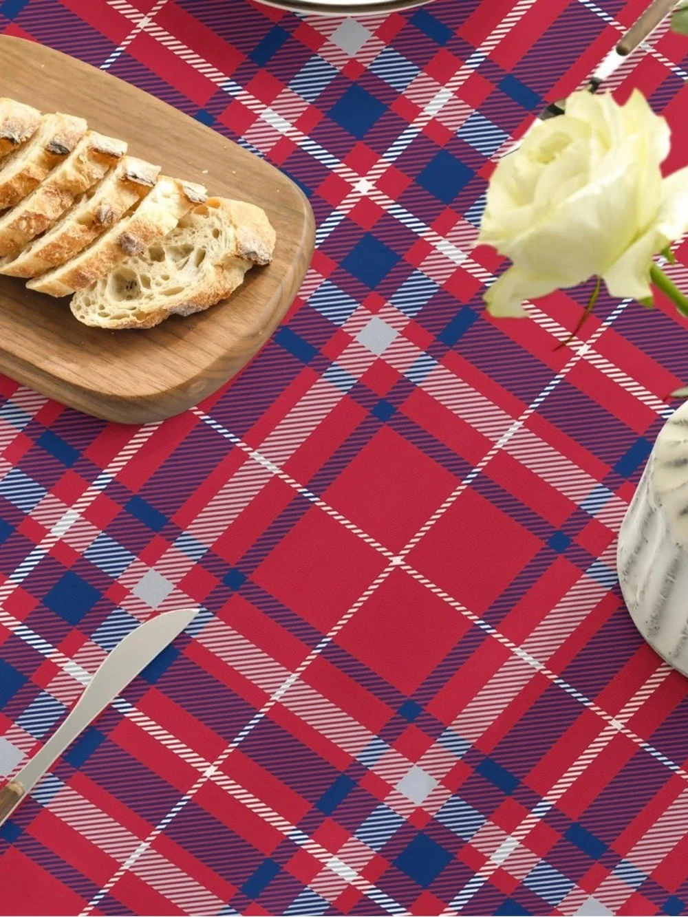 Red Plaid Cotton Tablecloth - Classic Holiday Dining